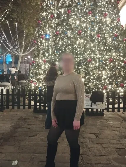 Kira, 23